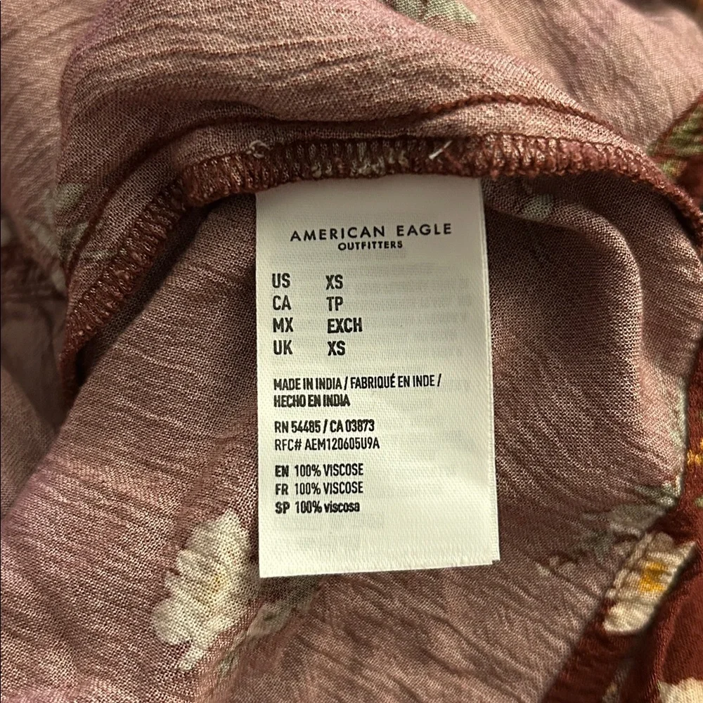 American Eagle Sleeveless Boho Floral Tiered Top - Picture 8 of 8